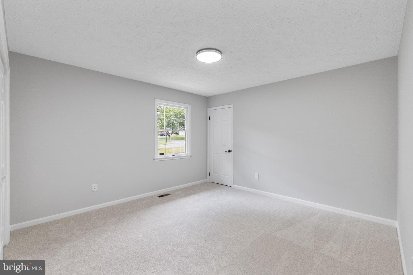 24765 Showbarn Circle photo 28