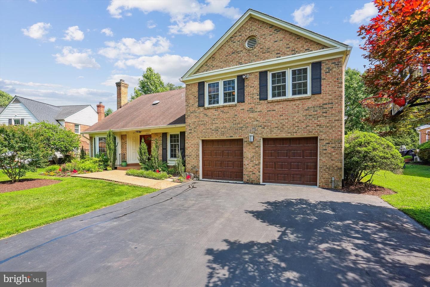 12323 Overpond Way photo 2