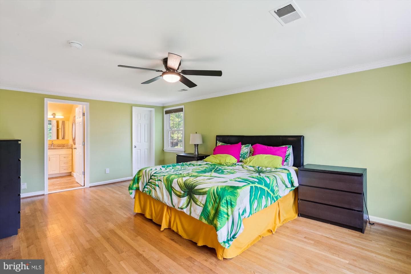 12323 Overpond Way photo 47