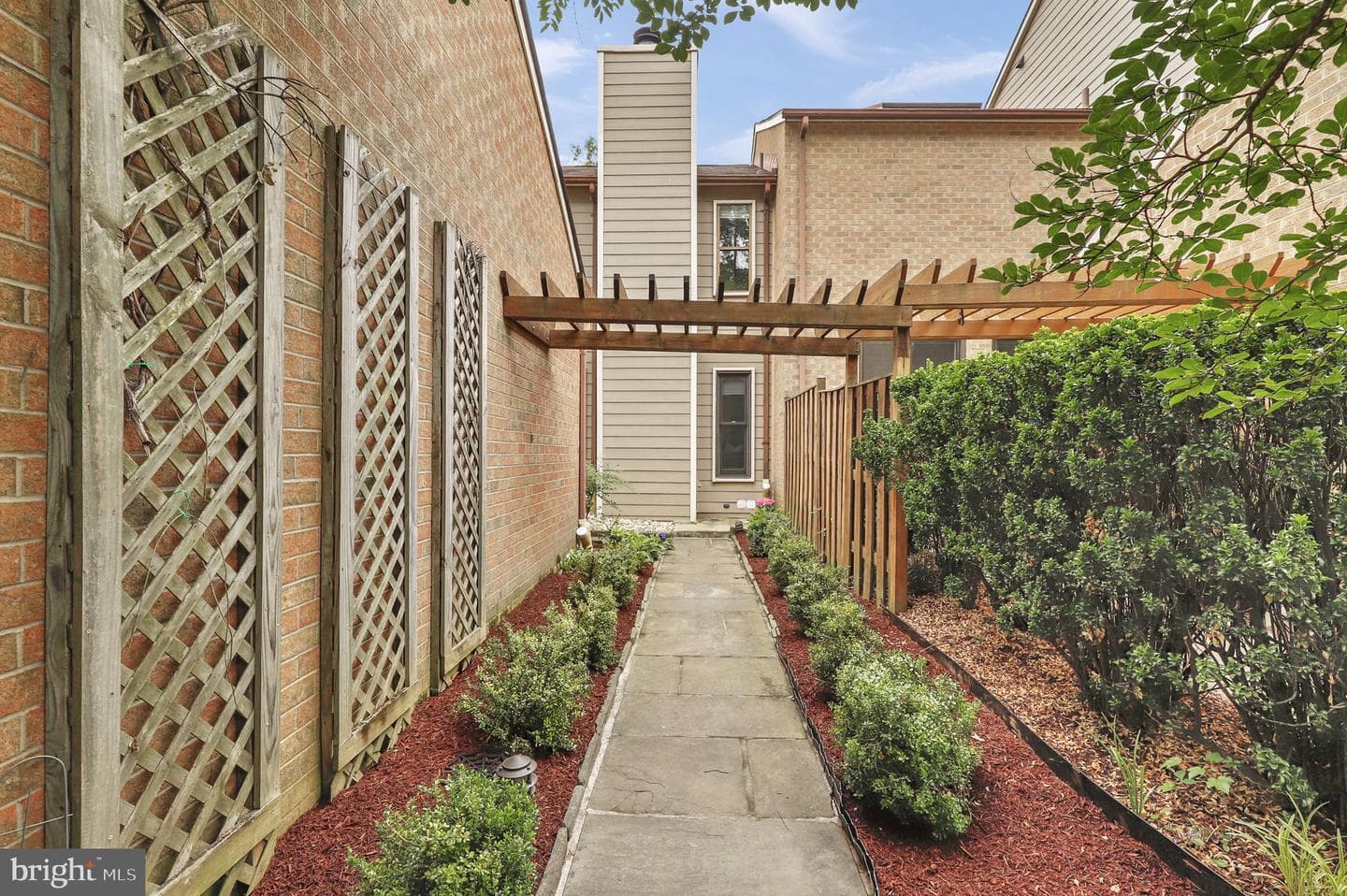 6430 Wishbone Terrace photo 4