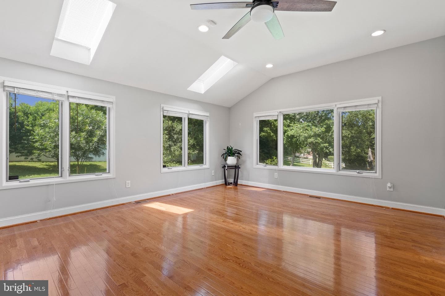 9524 Woodington Drive photo 37
