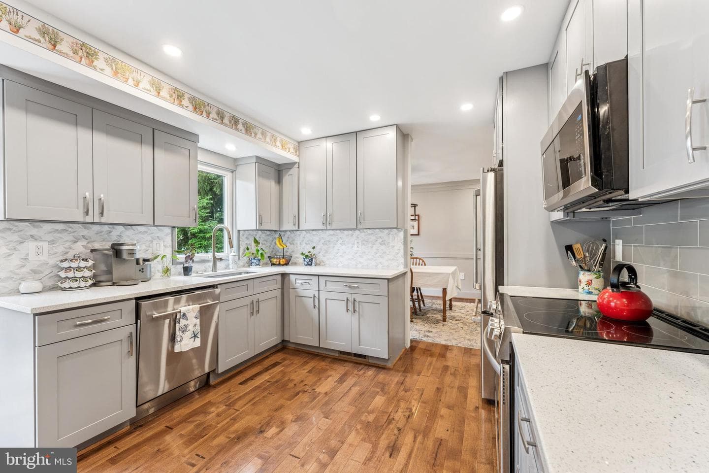 16912 Governors Way photo 11