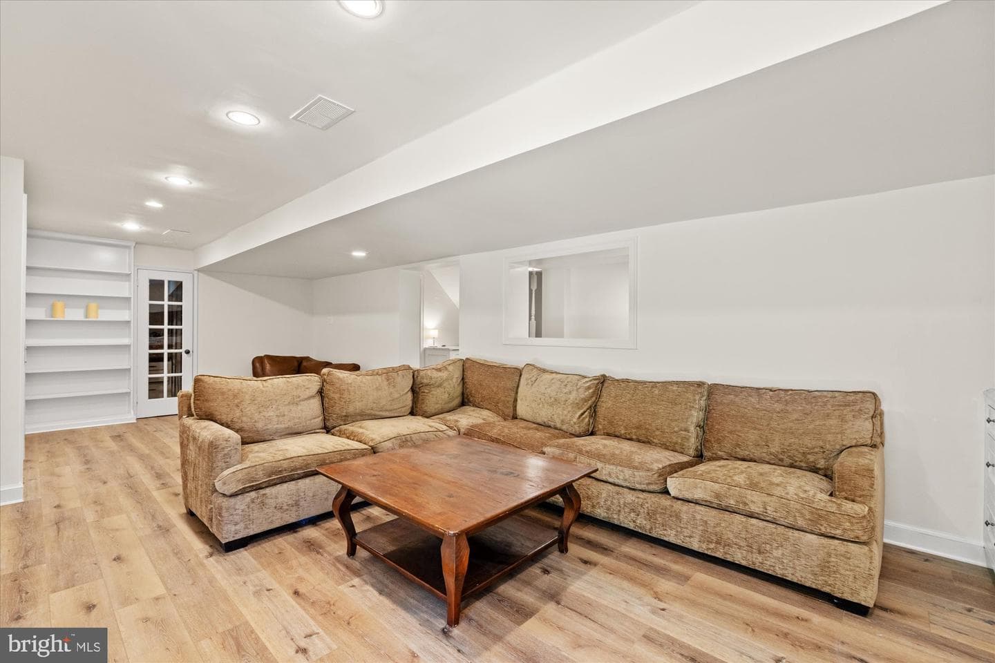 8519 Longfellow Place photo 34