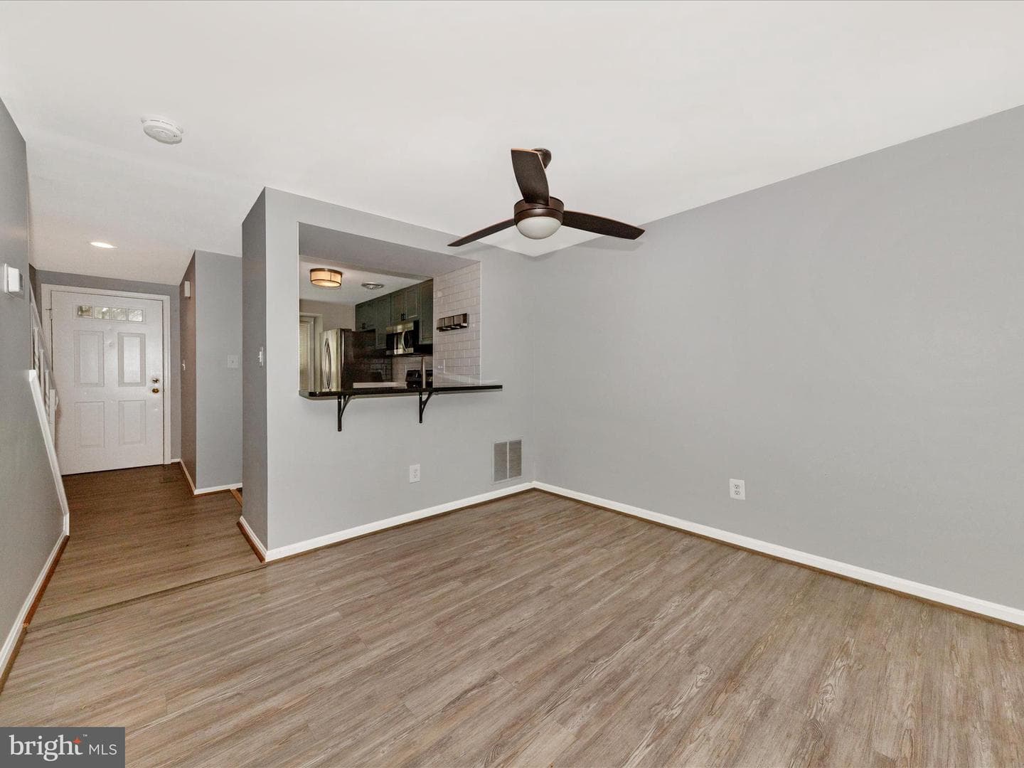 20541 Strath Haven Drive photo 10