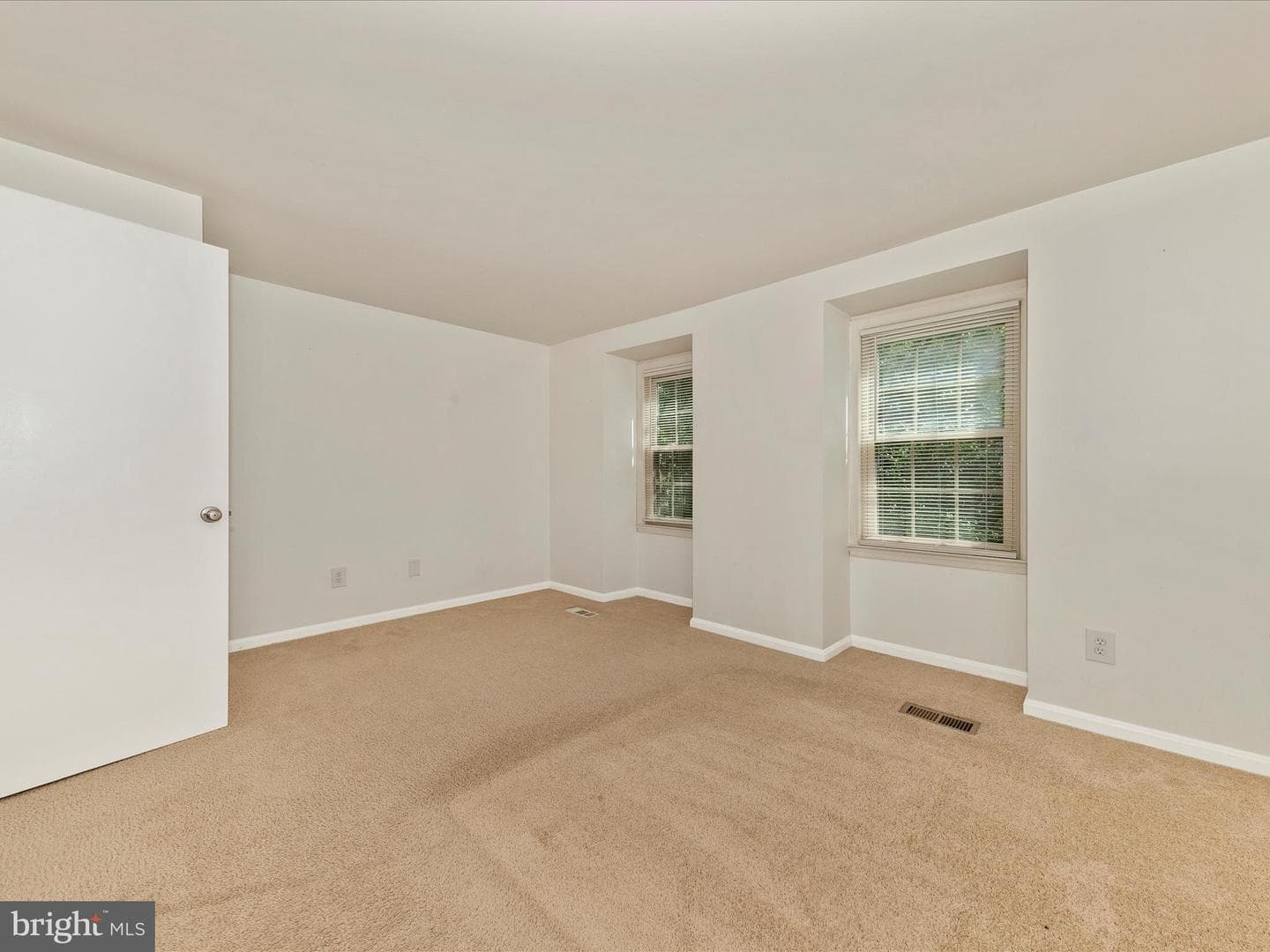 20541 Strath Haven Drive photo 20
