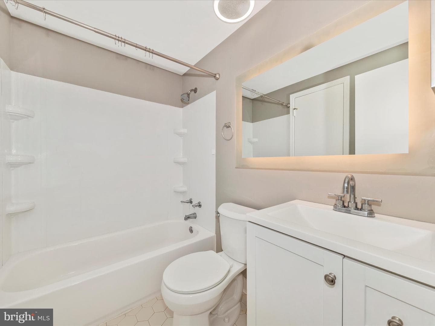 20541 Strath Haven Drive photo 21