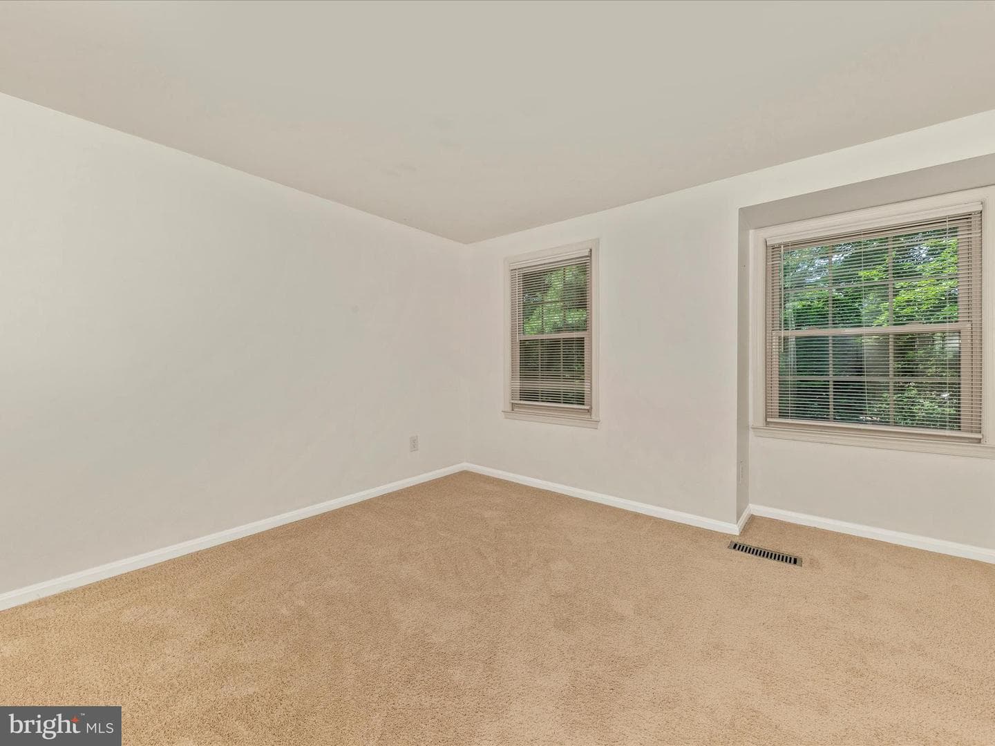 20541 Strath Haven Drive photo 23