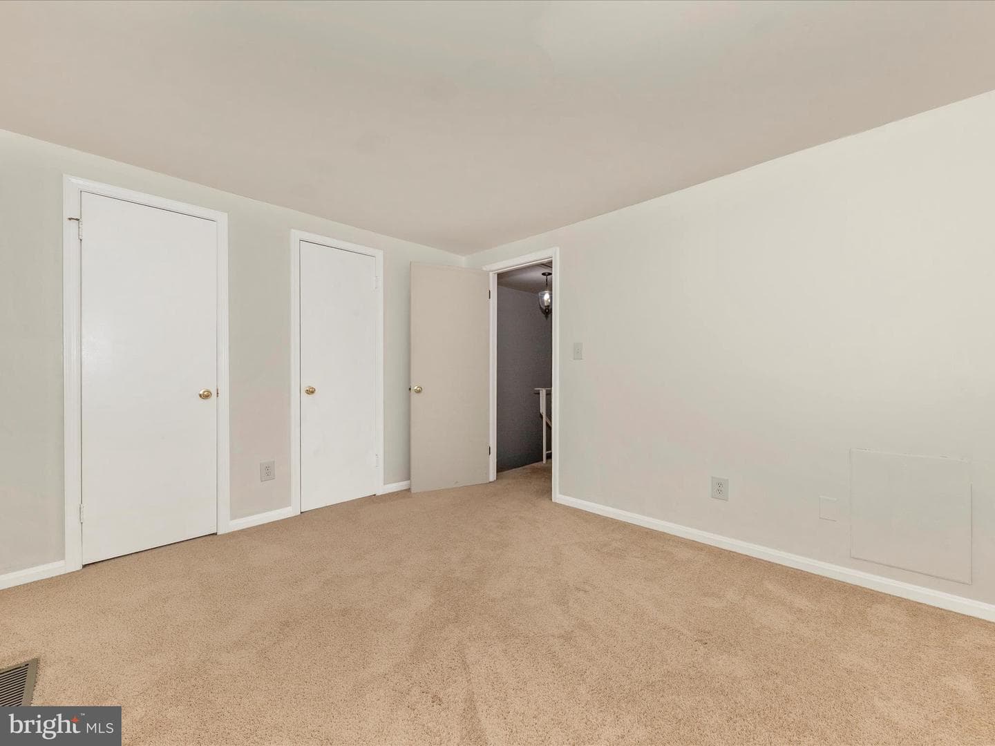 20541 Strath Haven Drive photo 25