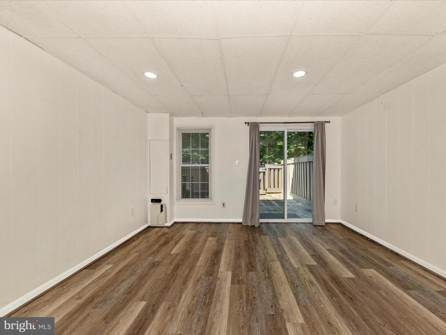 20541 Strath Haven Drive photo 30