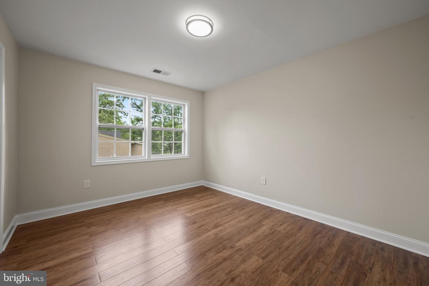 18624 Queen Elizabeth Drive photo 26