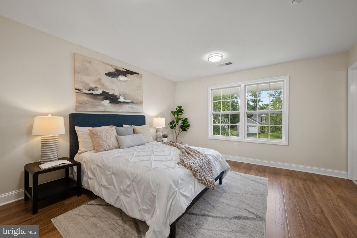 18624 Queen Elizabeth Drive photo 30
