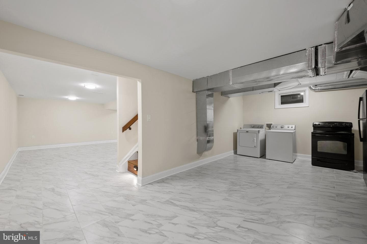 18624 Queen Elizabeth Drive photo 35