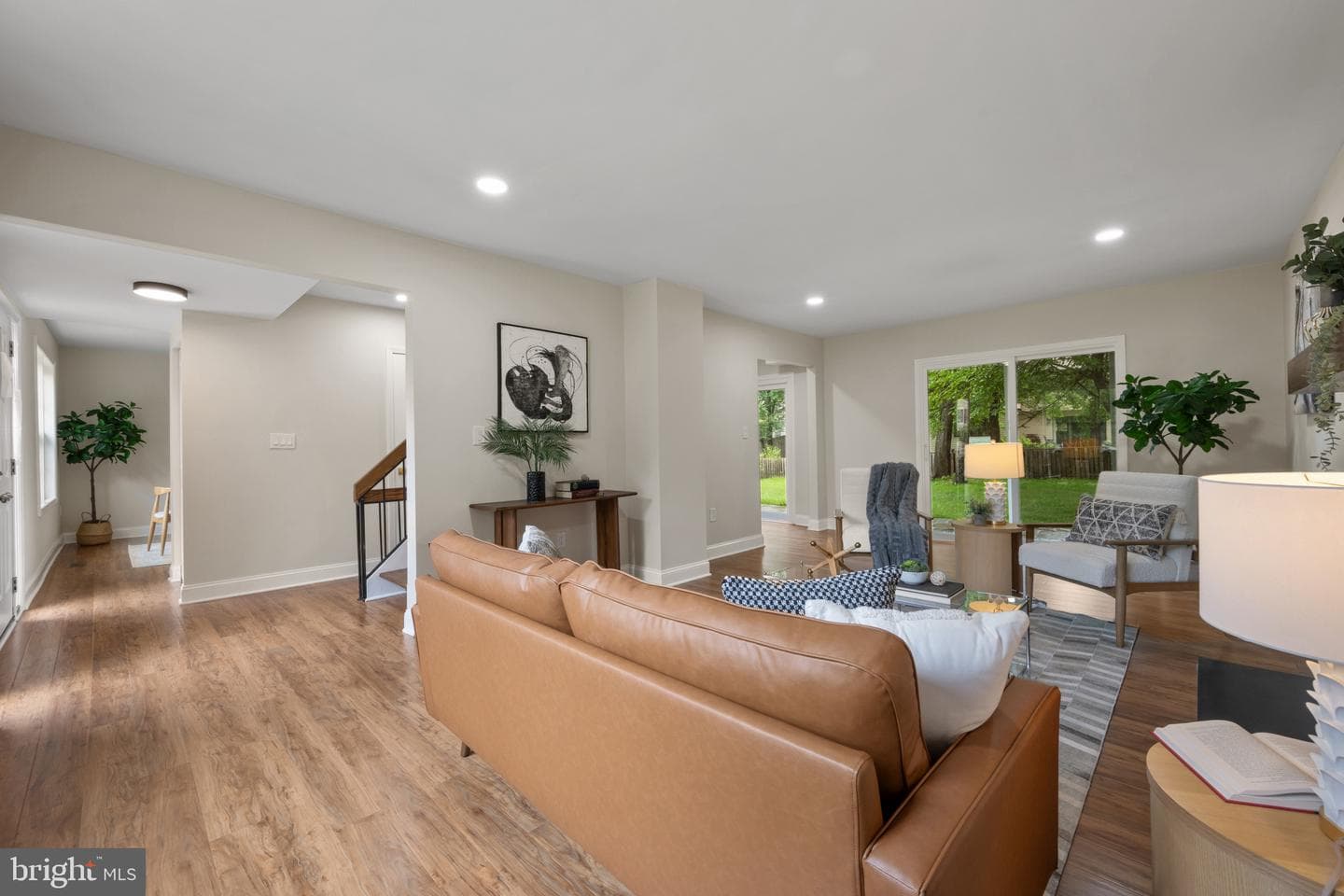 18624 Queen Elizabeth Drive photo 8