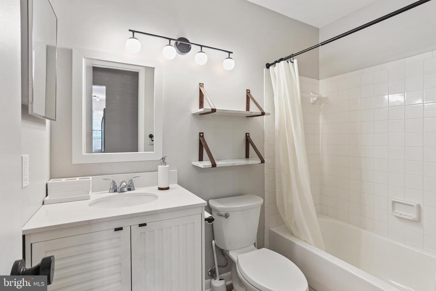 18224 Rolling Meadow Way #48 photo 16
