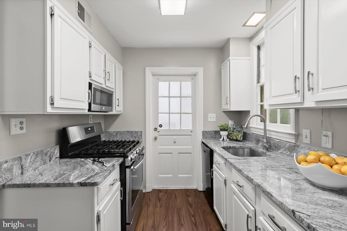 5910 Cobalt Road photo 10