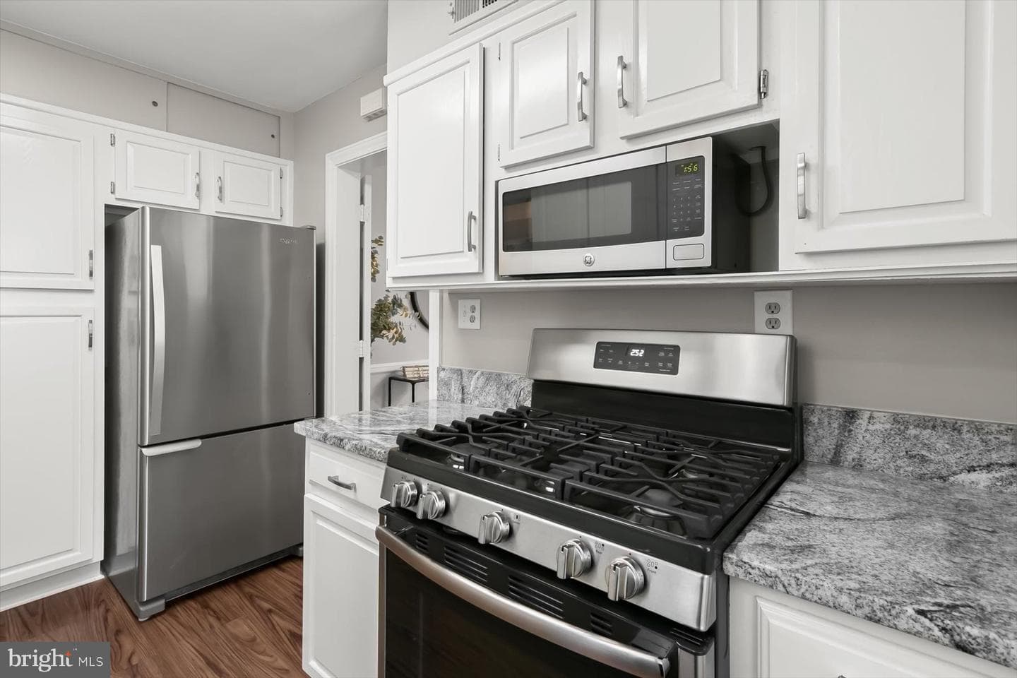 5910 Cobalt Road photo 11
