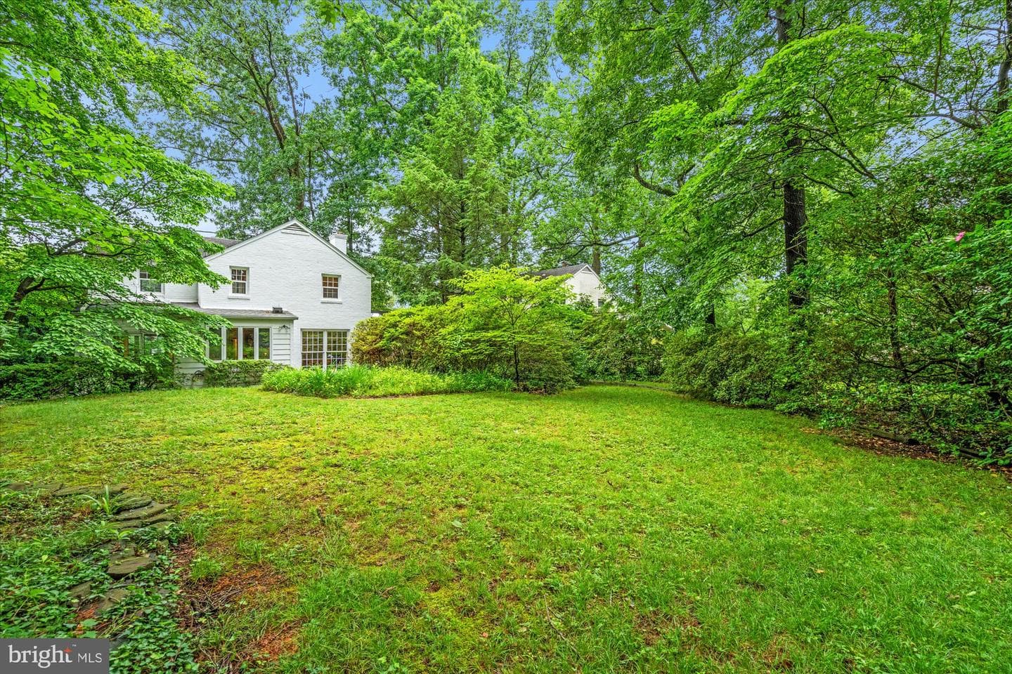 6107 Massachusetts Avenue photo 18