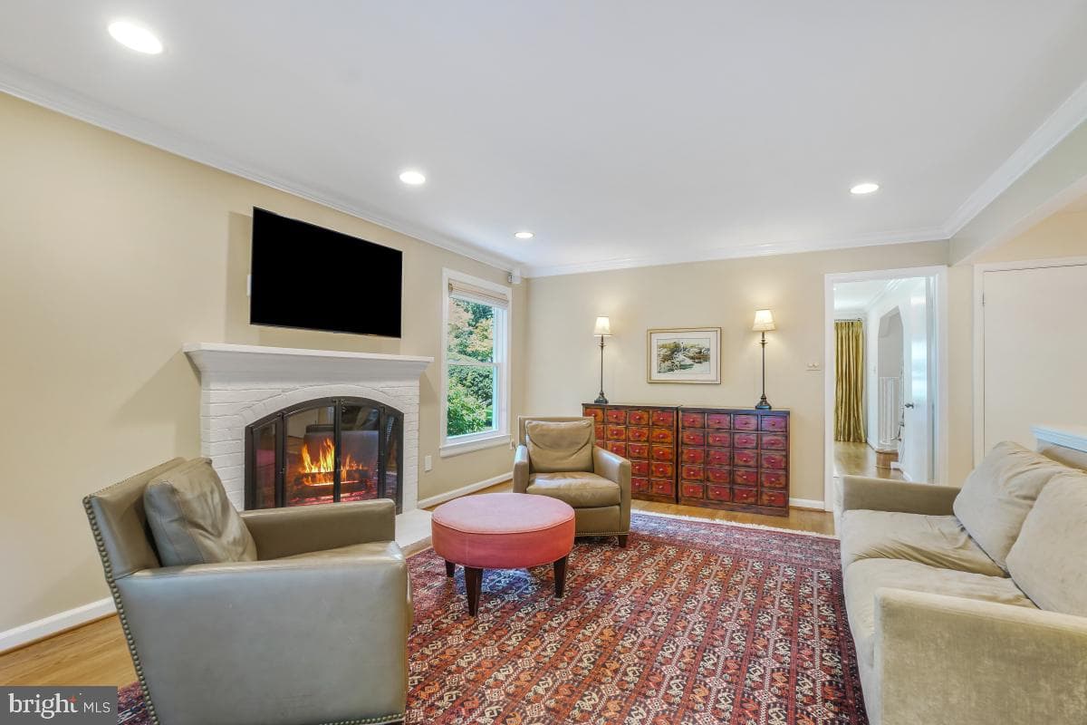 8108 Paisley Place photo 11