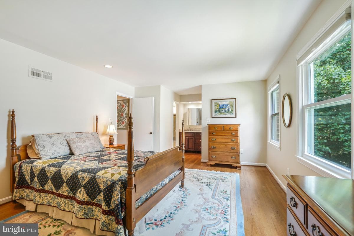 8108 Paisley Place photo 16