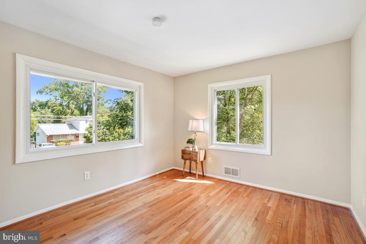 404 Hull Place photo 17