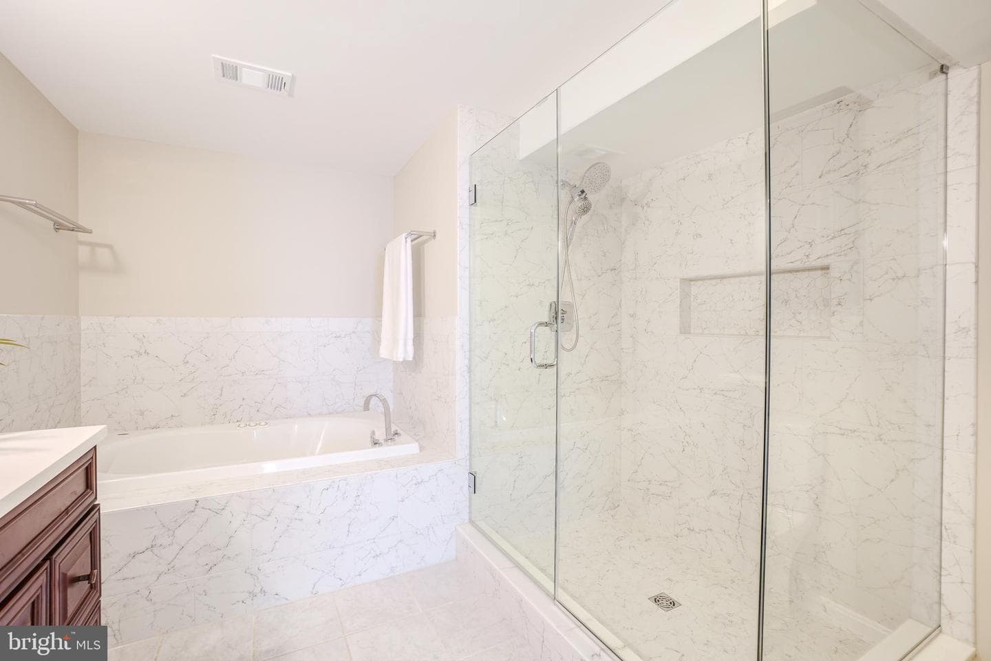 404 Hull Place photo 26