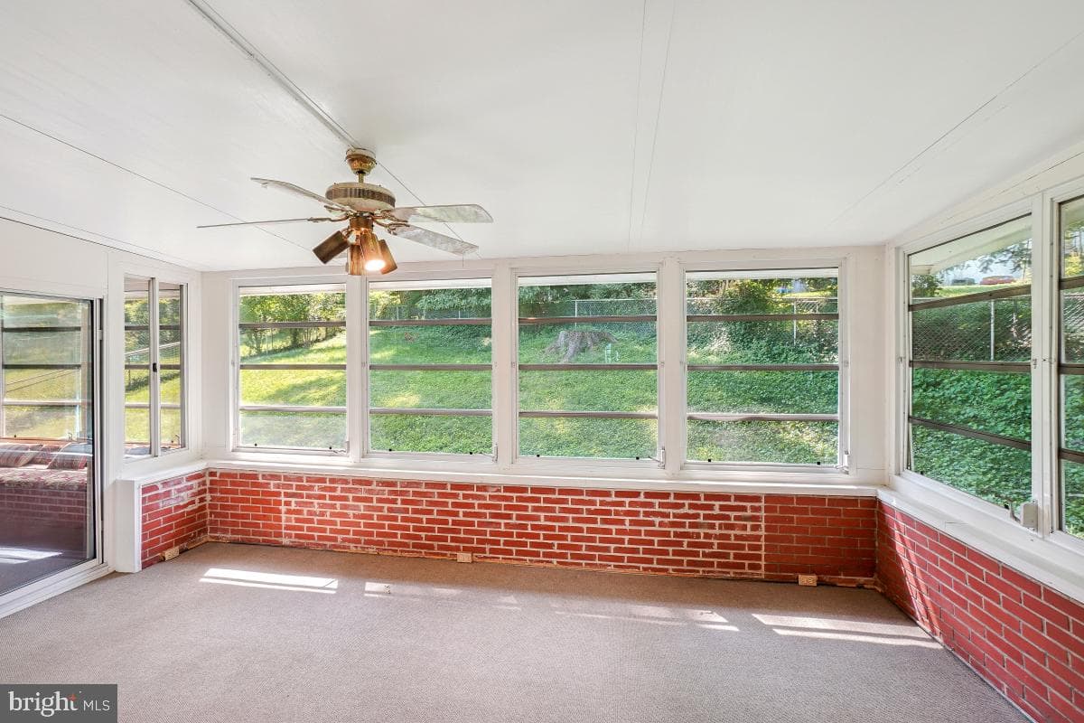 404 Hull Place photo 30