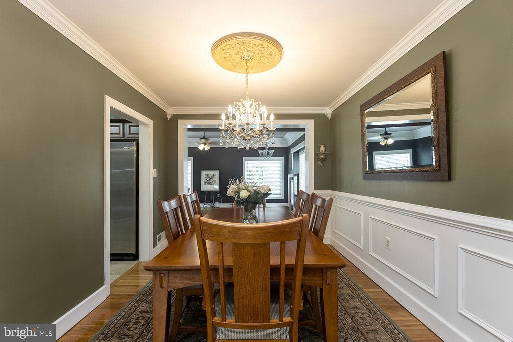 1516 Vivian Court photo 9