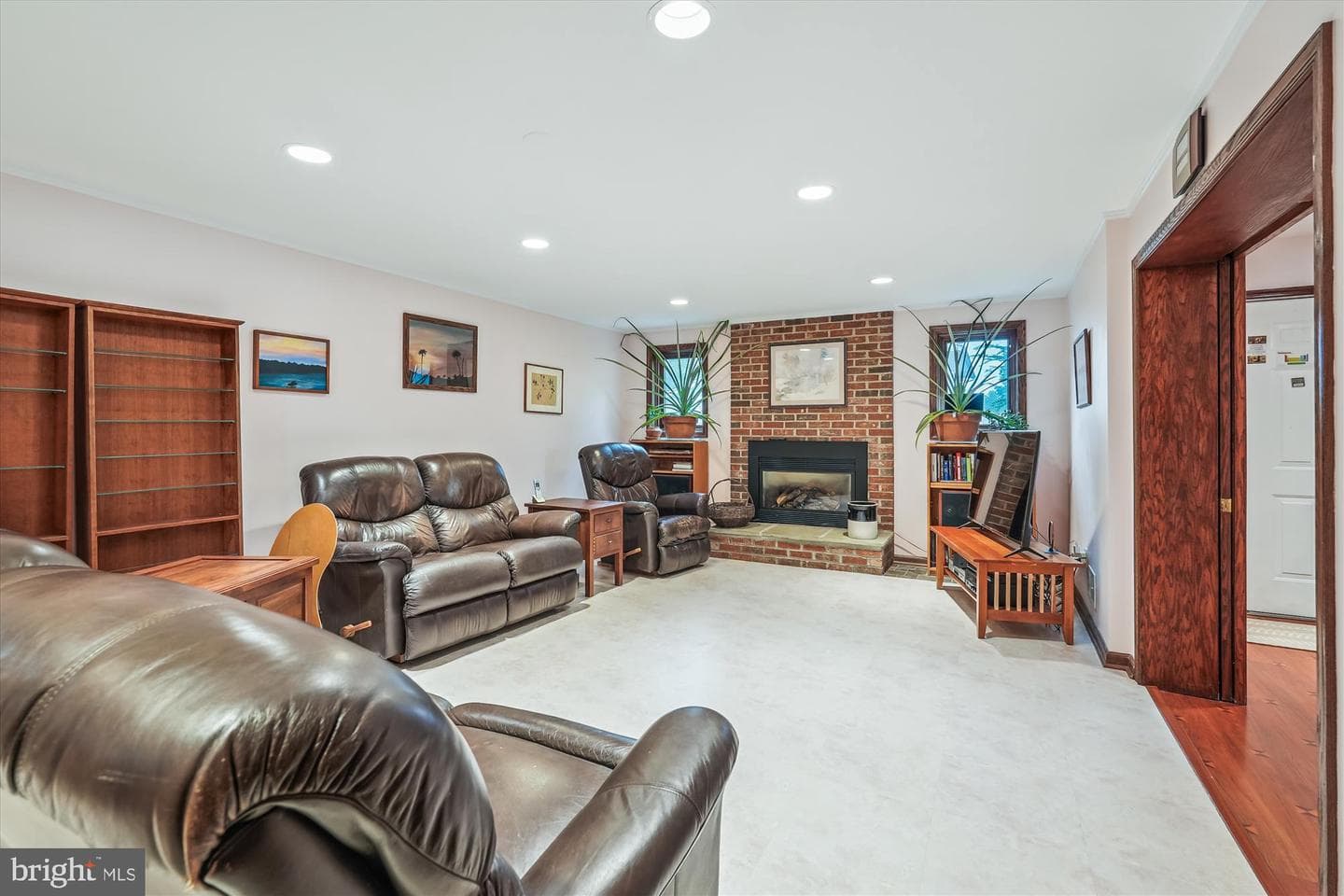 7106 Wick Lane photo 21