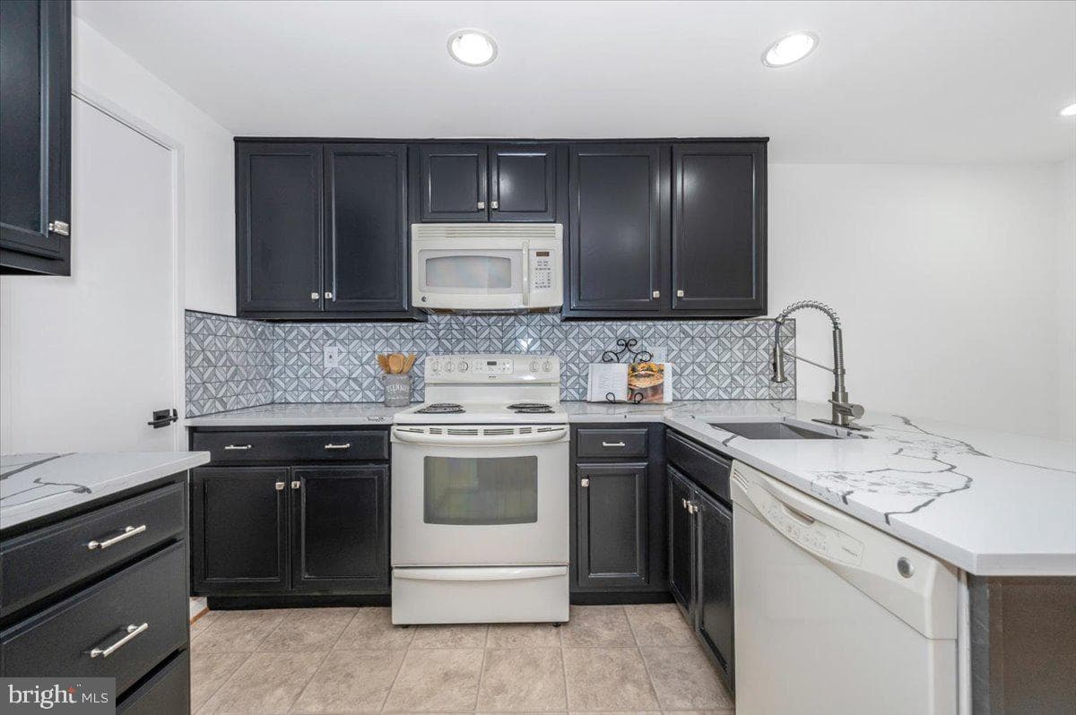 10415 Kardwright Court photo 12