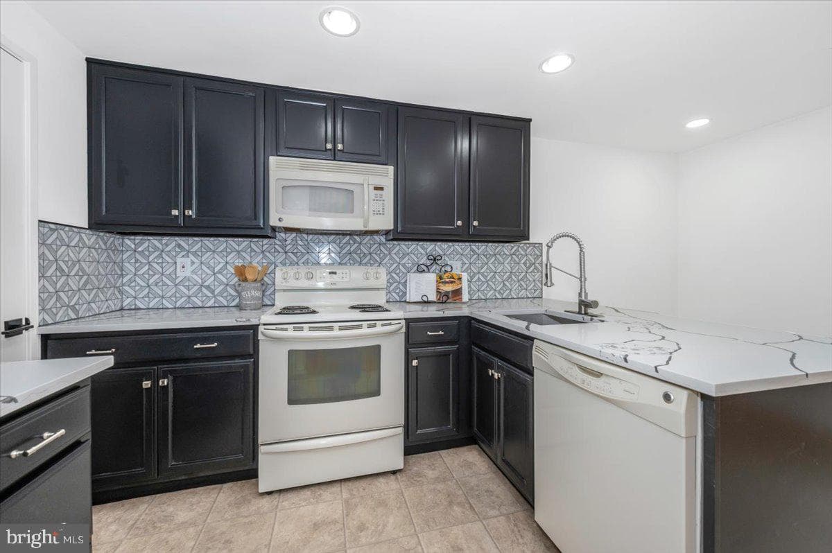 10415 Kardwright Court photo 13