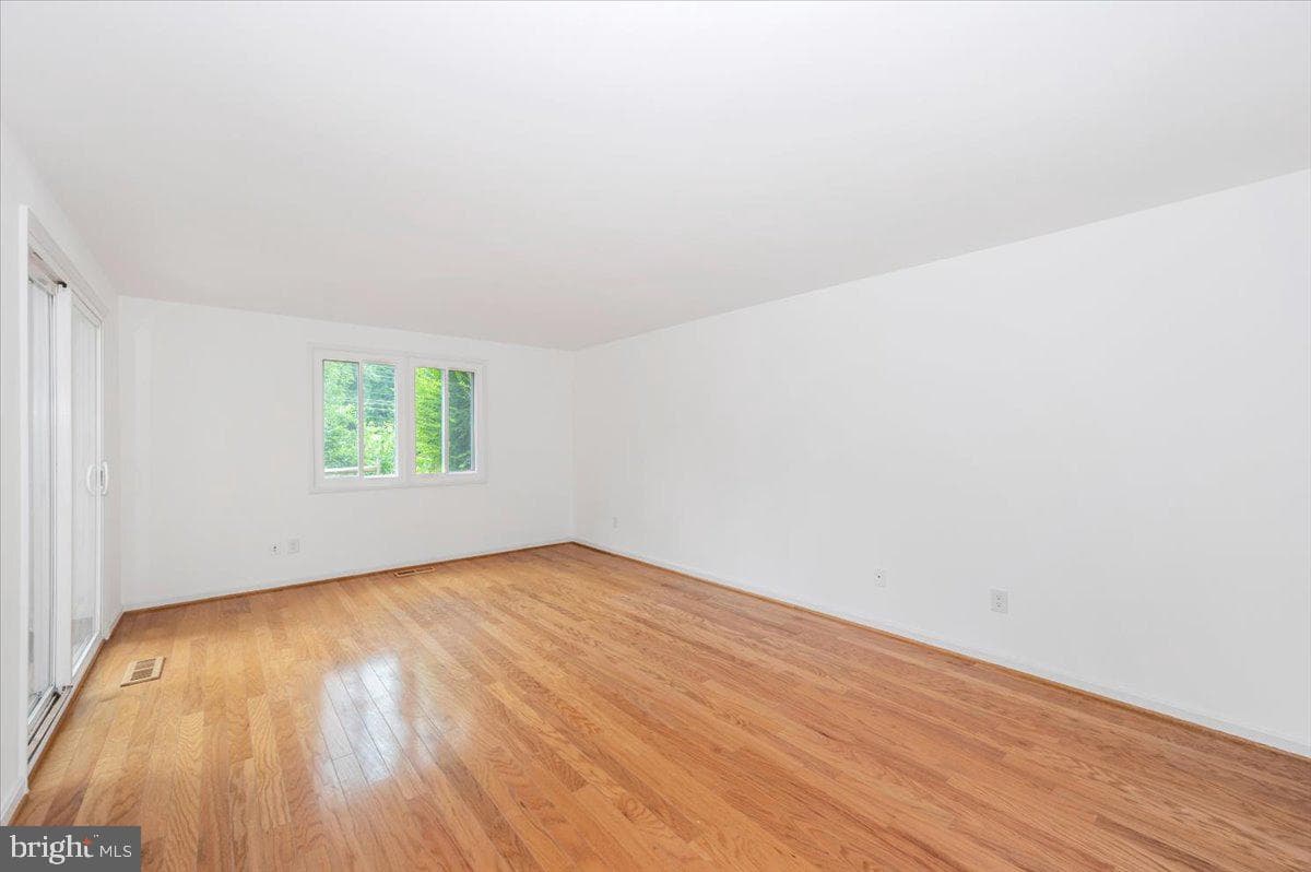 10415 Kardwright Court photo 4