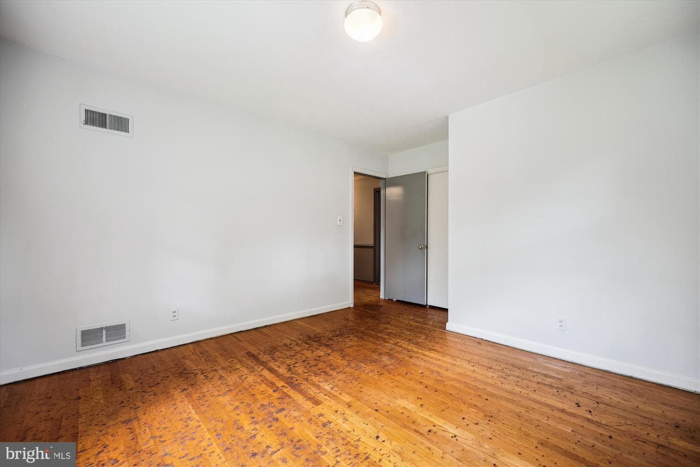 1305 Woodside Parkway photo 19
