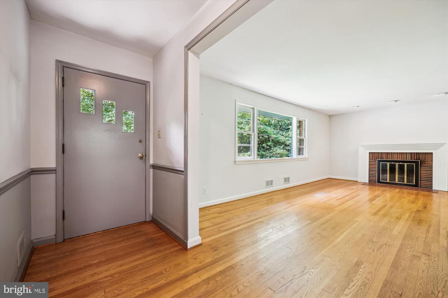 1305 Woodside Parkway photo 2