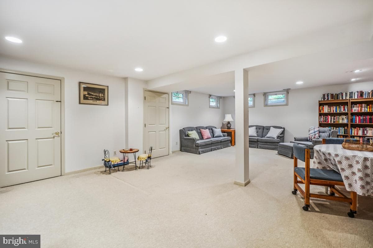 16717 Cutlass Drive photo 34