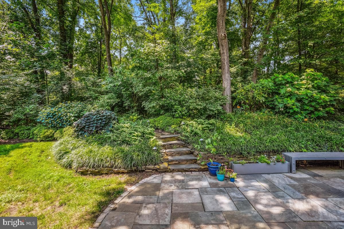 16717 Cutlass Drive photo 37
