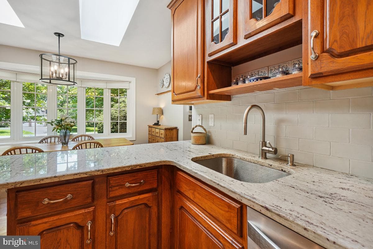 16717 Cutlass Drive photo 6