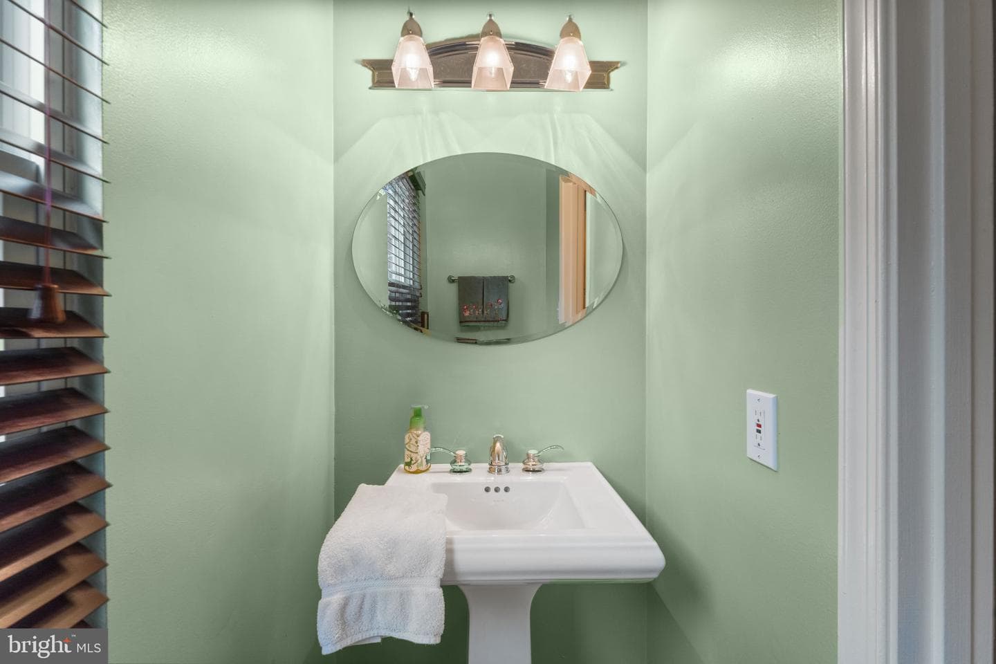 13529 Ambassador Drive #13529 photo 22