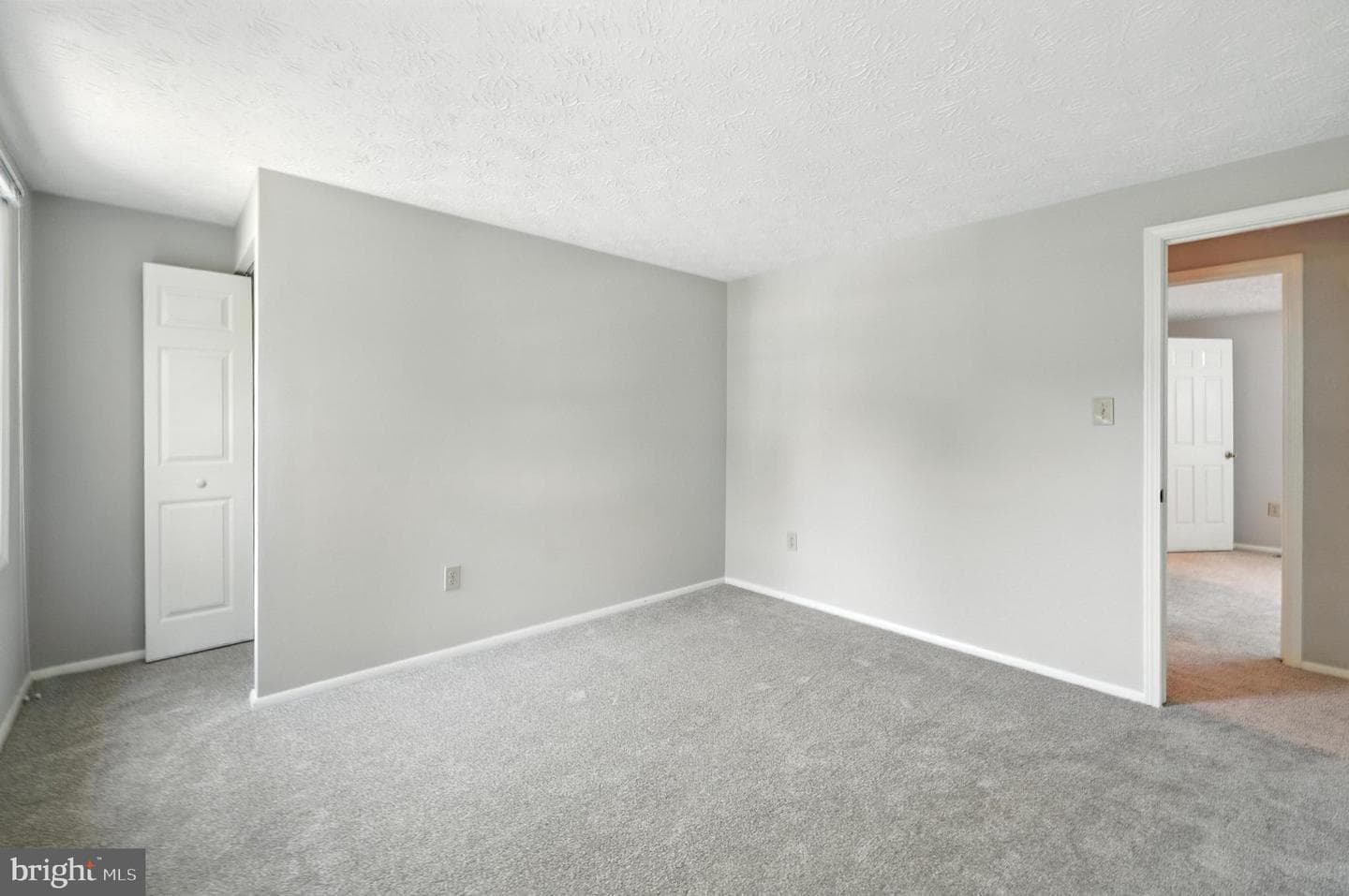 6 Ivywood Court photo 30