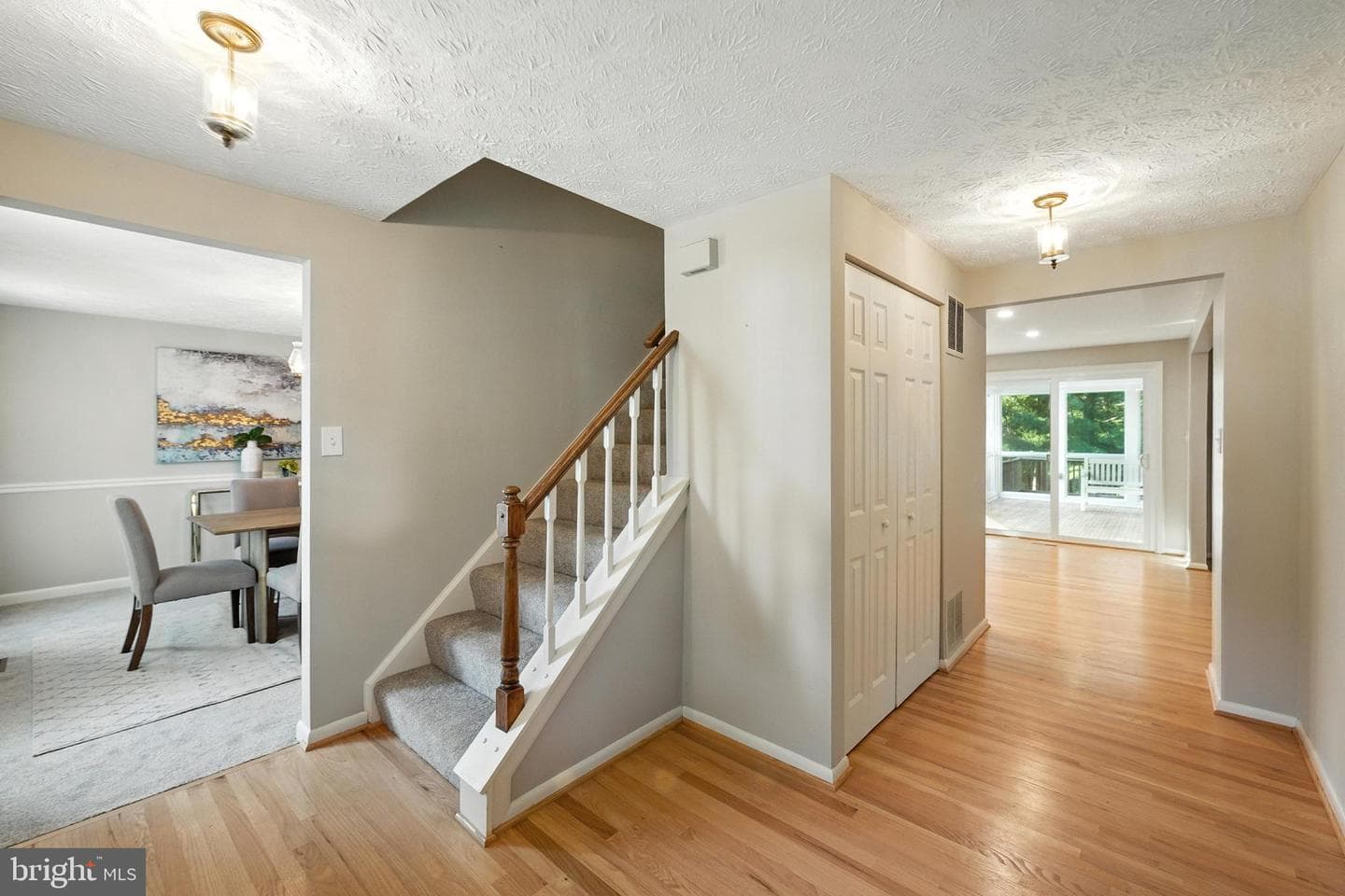 6 Ivywood Court photo 4