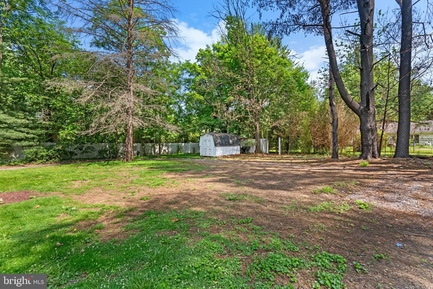 13321 Travilah Road photo 37