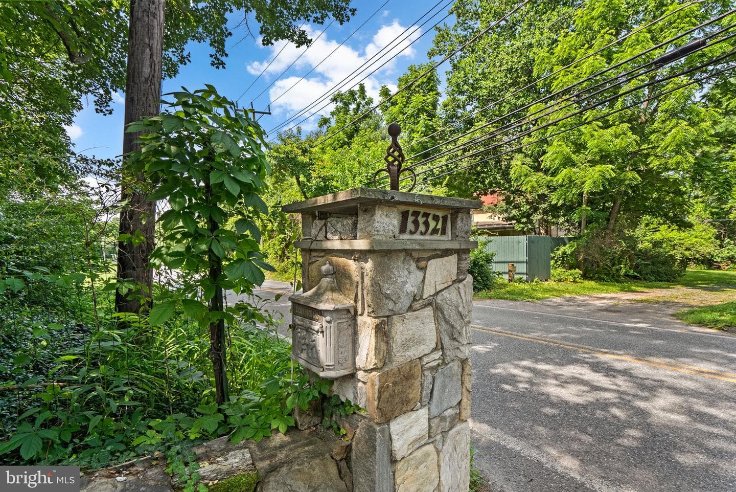13321 Travilah Road photo 5