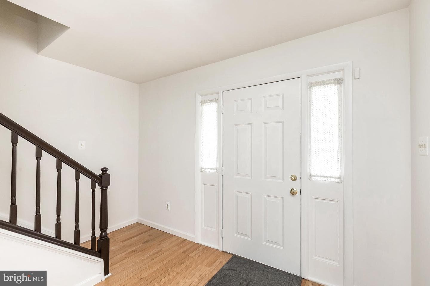18432 Gardenia Way photo 4