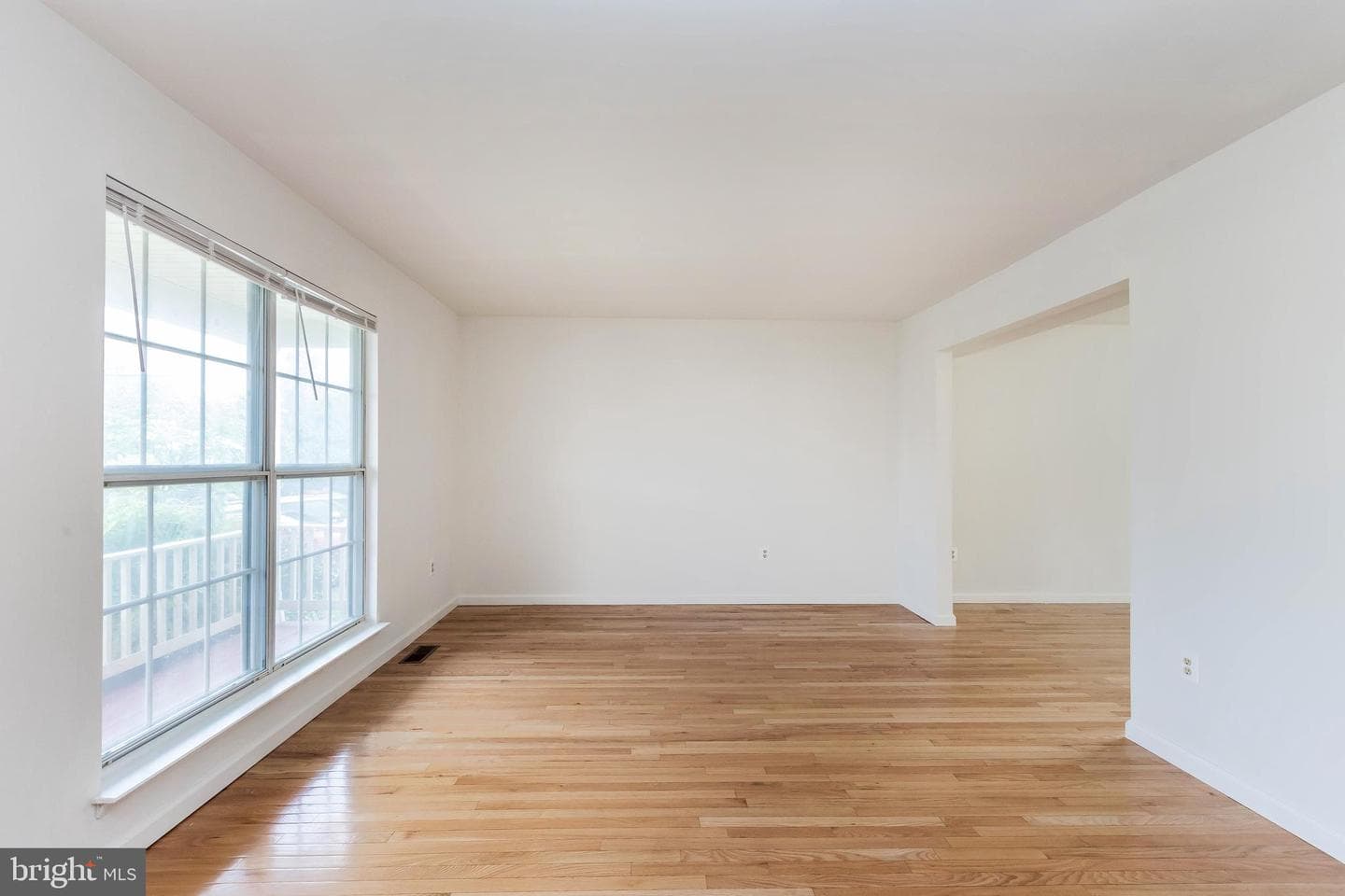 18432 Gardenia Way photo 5