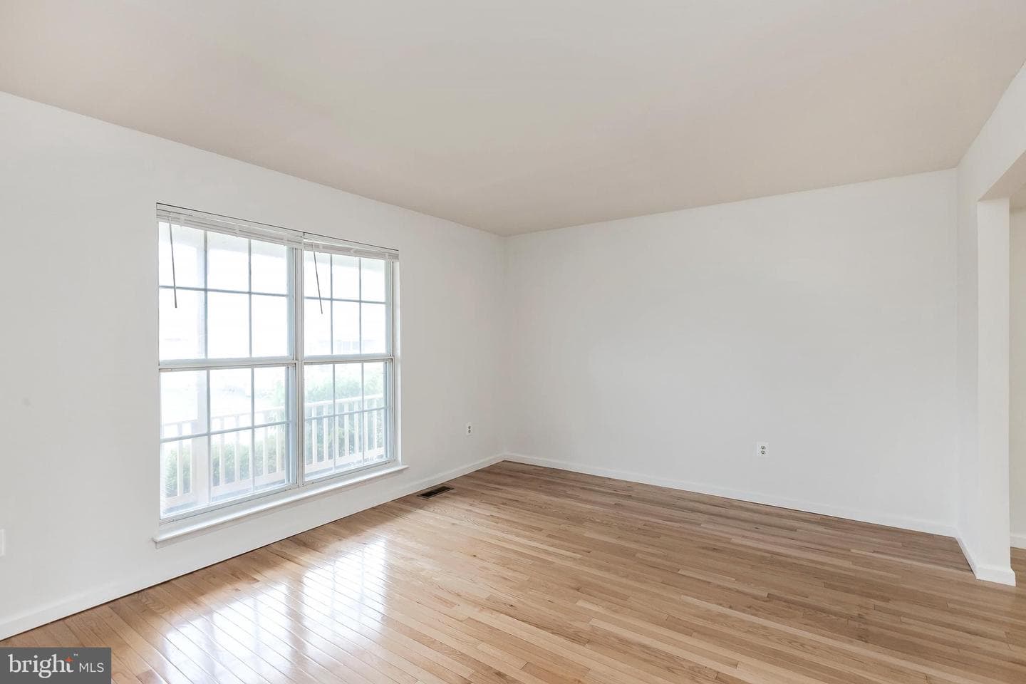 18432 Gardenia Way photo 6