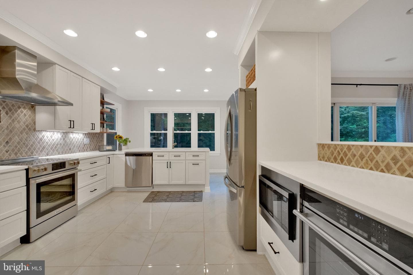 5505 Granby photo 26