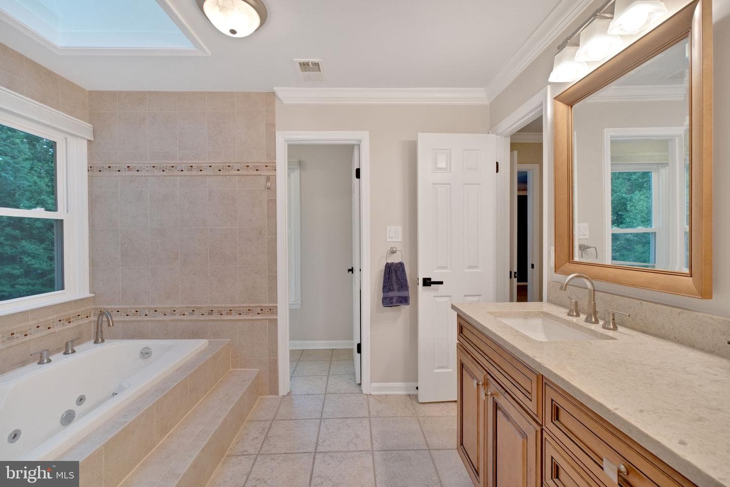 5505 Granby photo 45