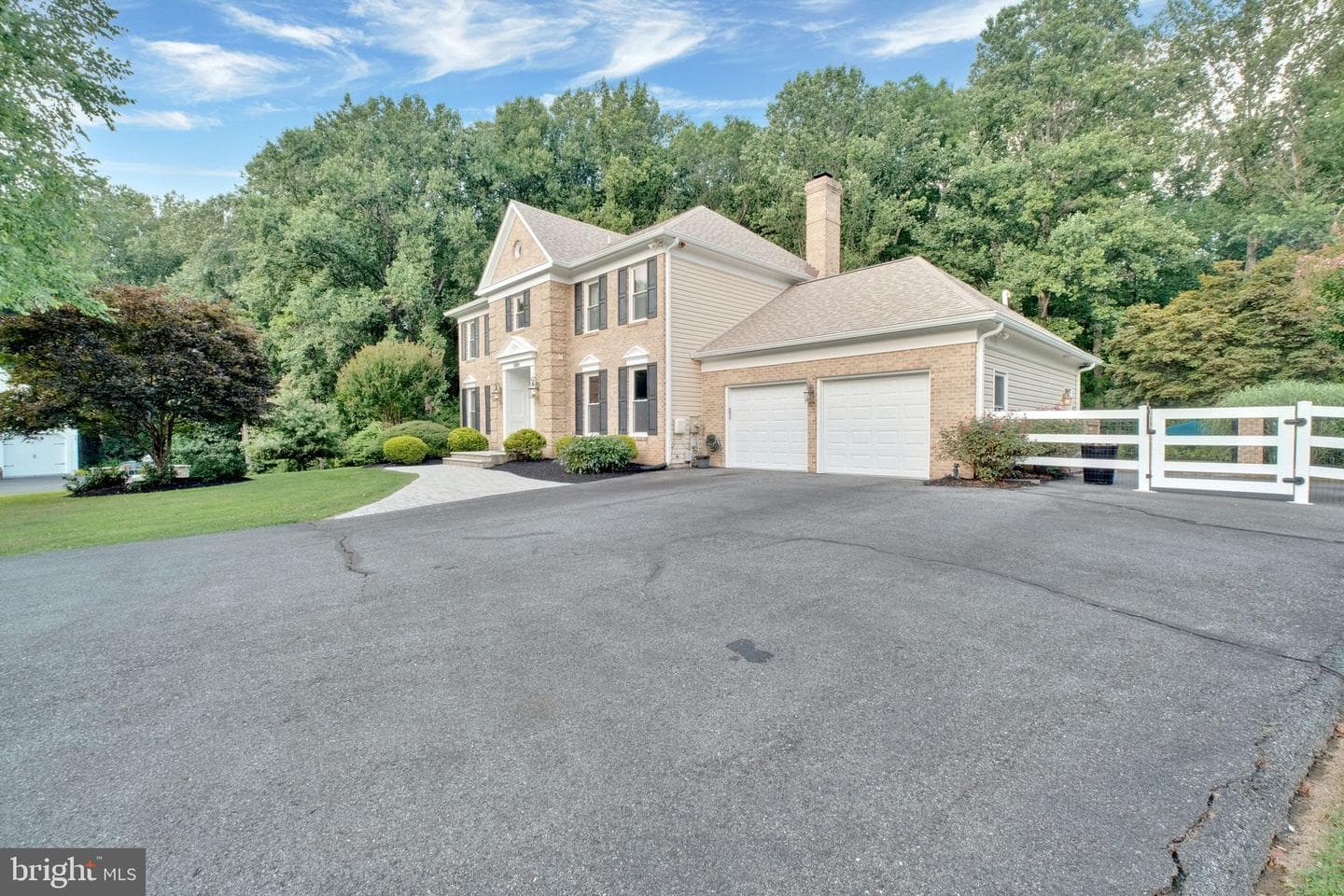 5505 Granby photo 7