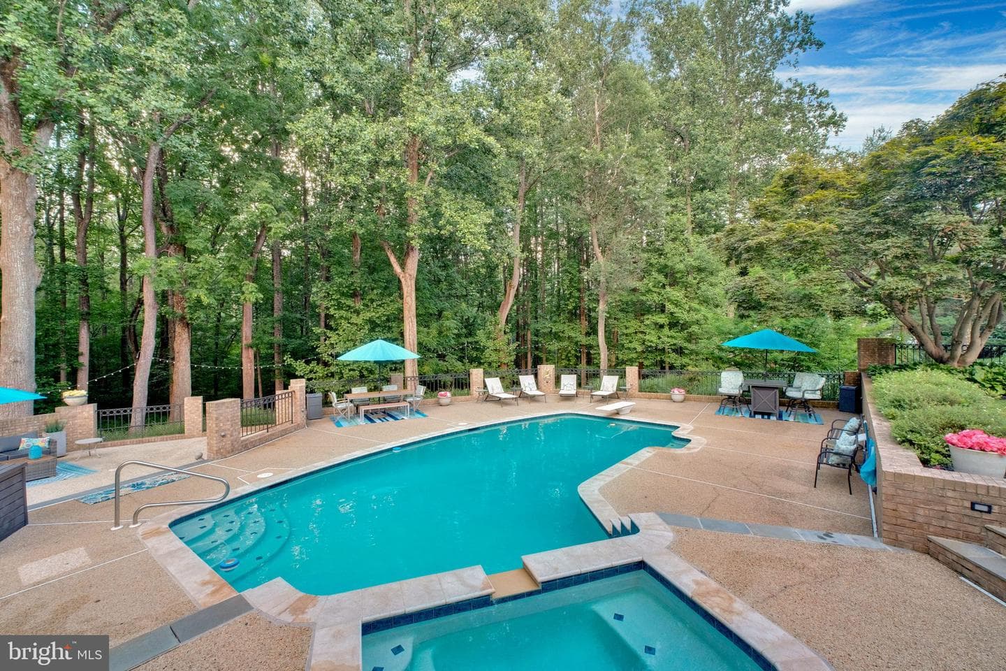 5505 Granby photo 75