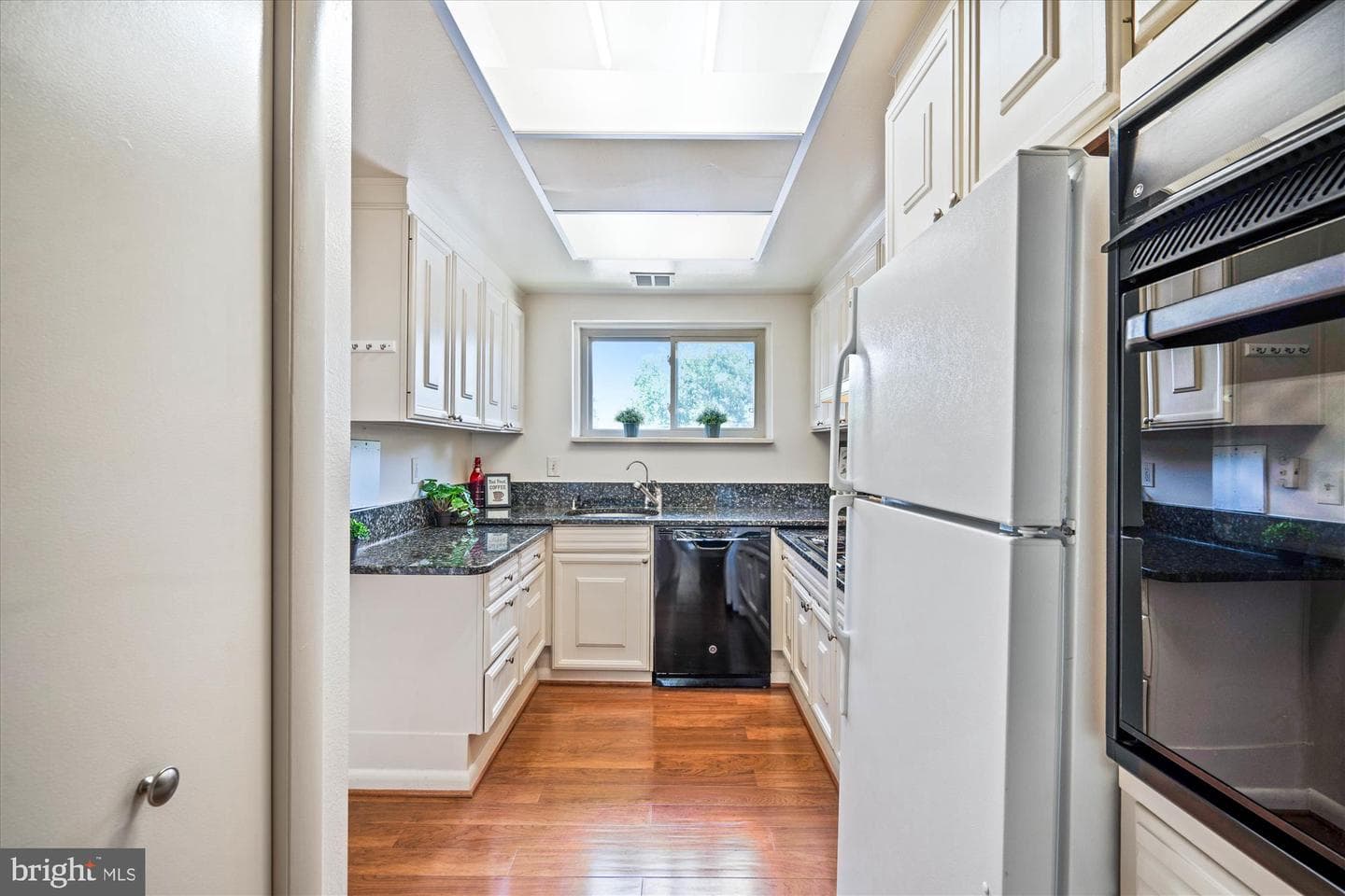 3403 S Leisure World Boulevard #90-J photo 4