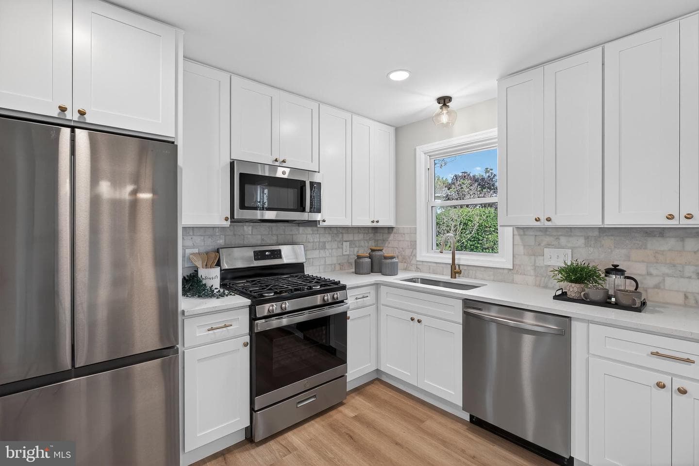 3803 Kayson Street photo 12